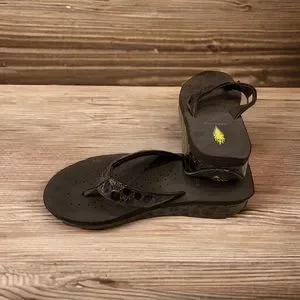 Volatile Shoes Volatile Frappuccino Wedge Sandal Size Brown